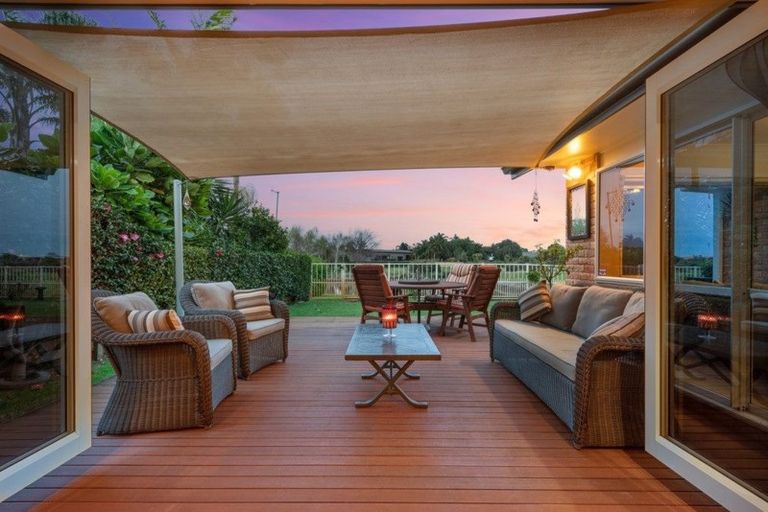 Photo of property in 45 Oriental Parade, Papamoa Beach, Papamoa, 3118