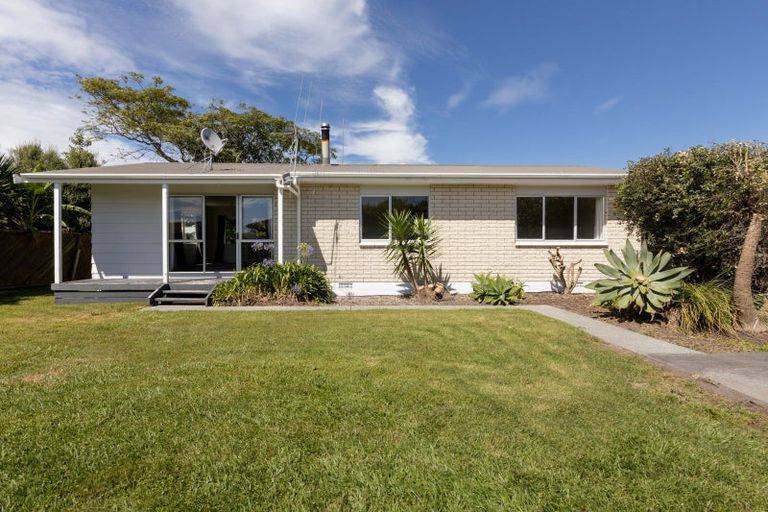 Photo of property in 60 Gloucester Road, Mount Maunganui, 3116