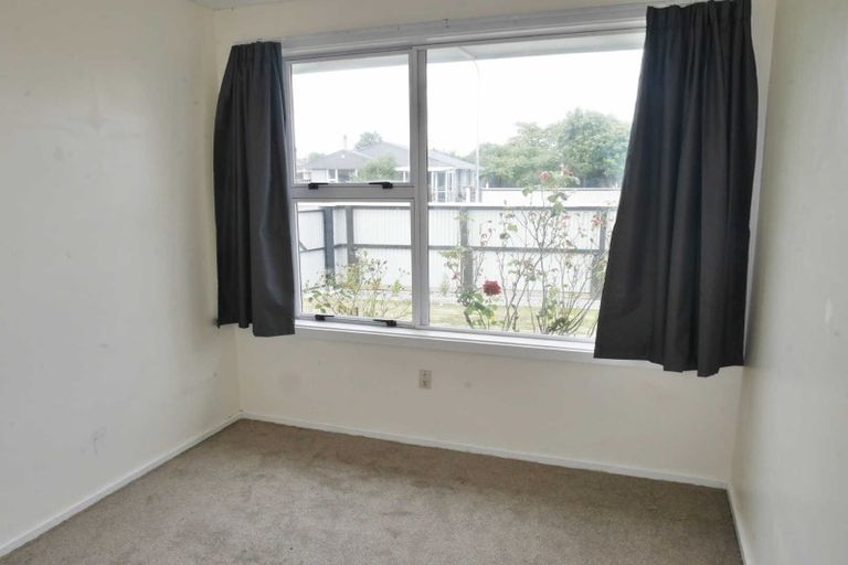 Photo of property in 32 Reynolds Avenue, Bishopdale, Christchurch, 8053