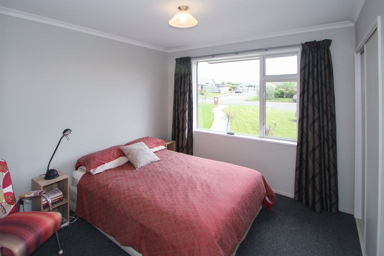 Photo of property in 15 North Ridge Drive, Oamaru North, Oamaru, 9400