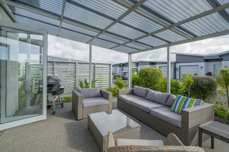 Photo of property in 16 Vanita Drive, Whitianga, 3510