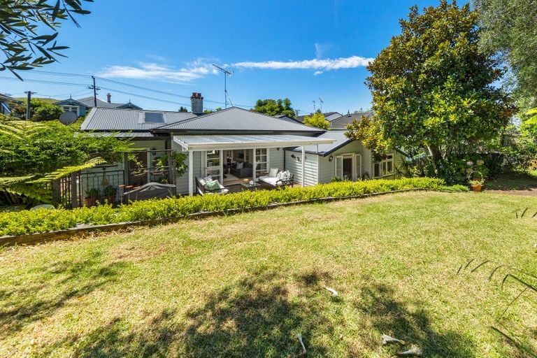 Photo of property in 33 Pencarrow Avenue, Epsom, Auckland, 1023