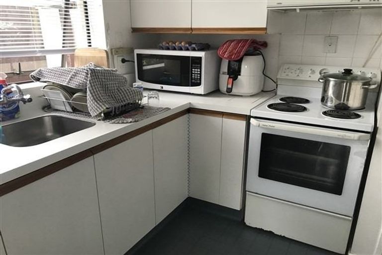 Photo of property in 1 Jarrett Court, Roslyn, Palmerston North, 4414