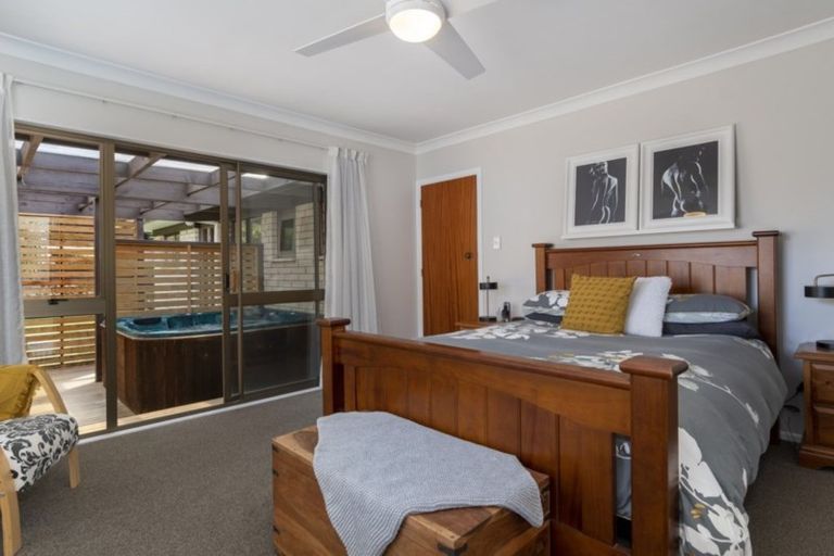 Photo of property in 33 Glenn Terrace, Otumoetai, Tauranga, 3110