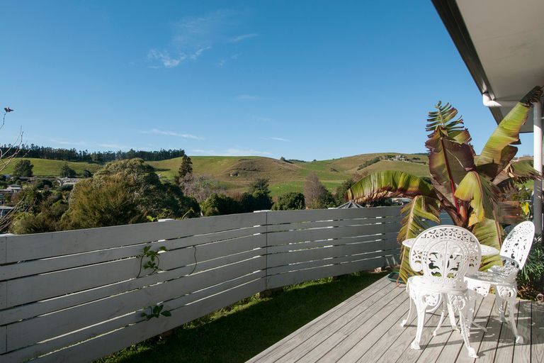 Photo of property in 68 Utopia Park Heights, Welcome Bay, Tauranga, 3112