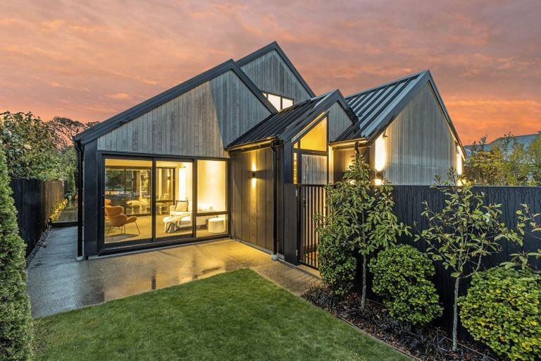 Photo of property in 18 Clissold Street, Merivale, Christchurch, 8014