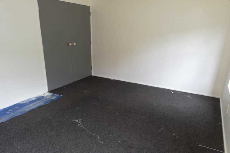 Photo of property in 113 Houghton Bay Road, Houghton Bay, Wellington, 6023