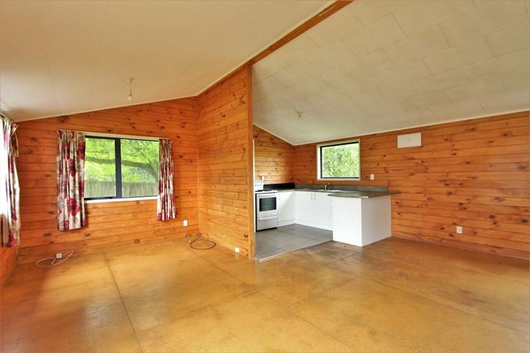 Photo of property in 15 Arahiwi Road, Mamaku, 3020