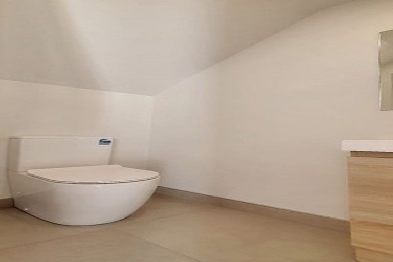 Photo of property in 5/22 Coniston Avenue, Te Atatu South, Auckland, 0610