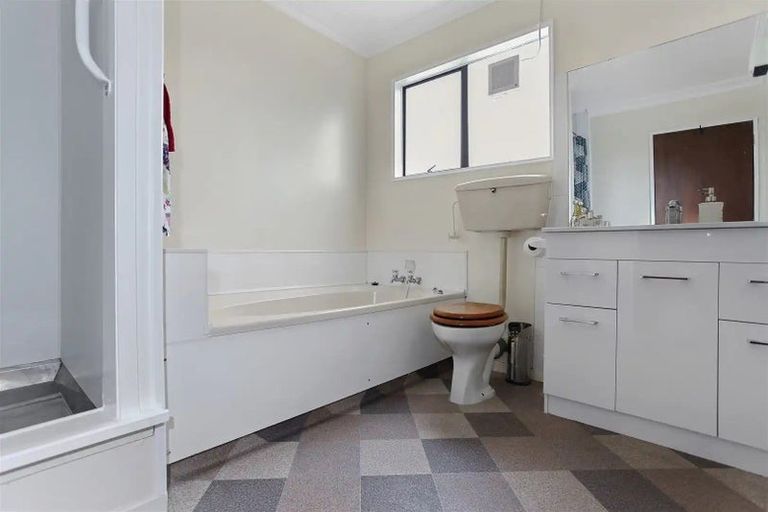 Photo of property in 29f O'briens Road, Sockburn, Christchurch, 8042