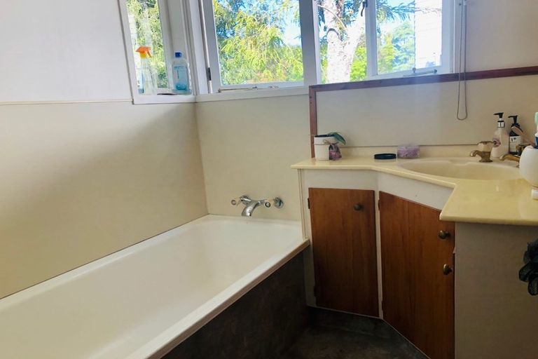 Photo of property in 36 Seine Road, Forrest Hill, Auckland, 0620