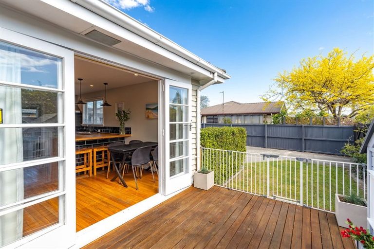 Photo of property in 1/2 Moreland Avenue, Papanui, Christchurch, 8053