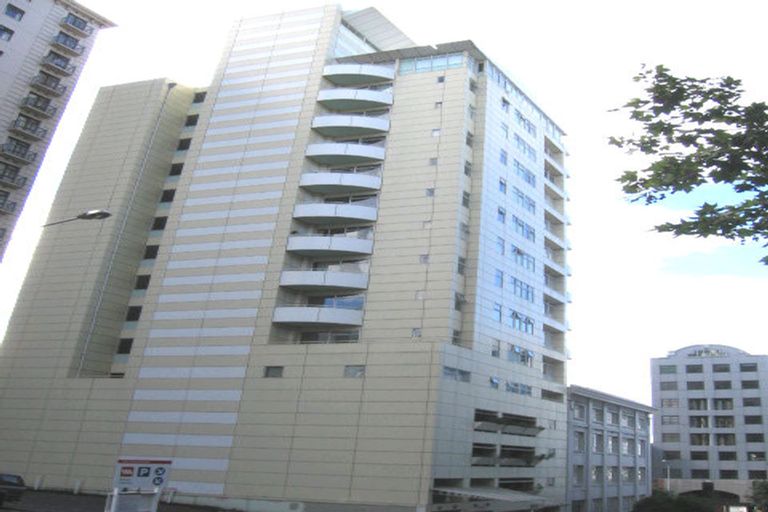 Photo of property in Seaview Apartments, 9d/4 Short Street, Auckland Central, Auckland, 1010