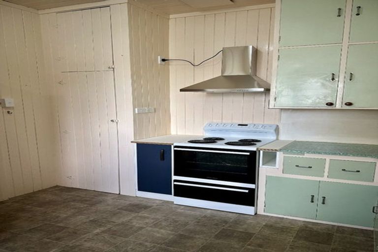 Photo of property in 36 Saint Johns Avenue, Palmerston North, 4414