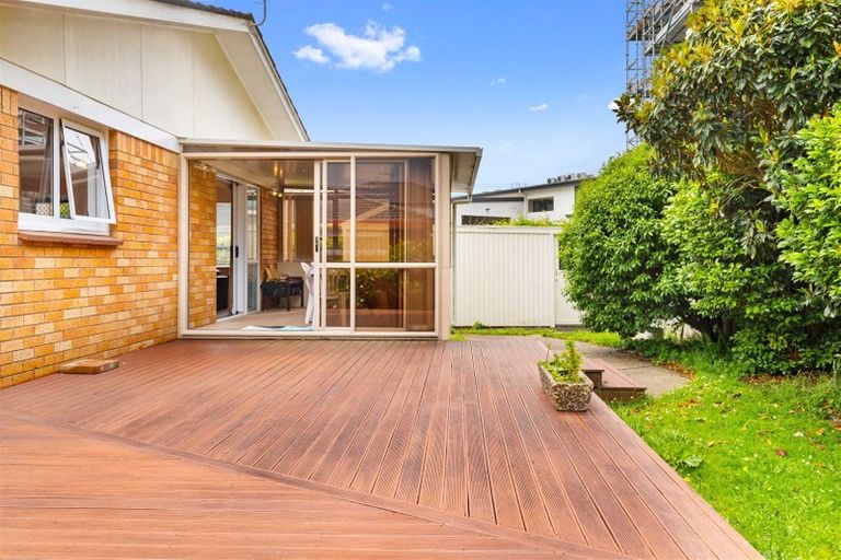 Photo of property in 3/4 Menary Street, Papakura, 2110