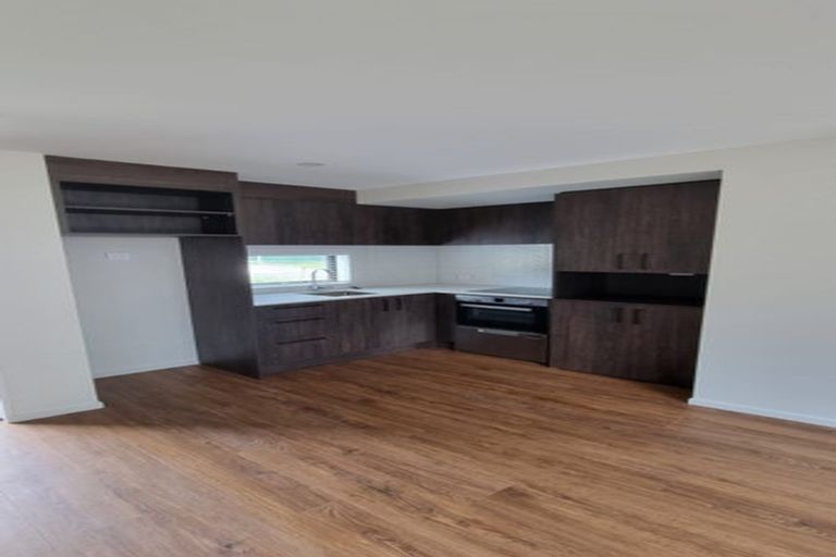 Photo of property in 2/28 Raukawa Street, Stokes Valley, Lower Hutt, 5019