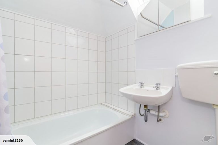 Photo of property in 15 Mcbain Grove, Avalon, Lower Hutt, 5011