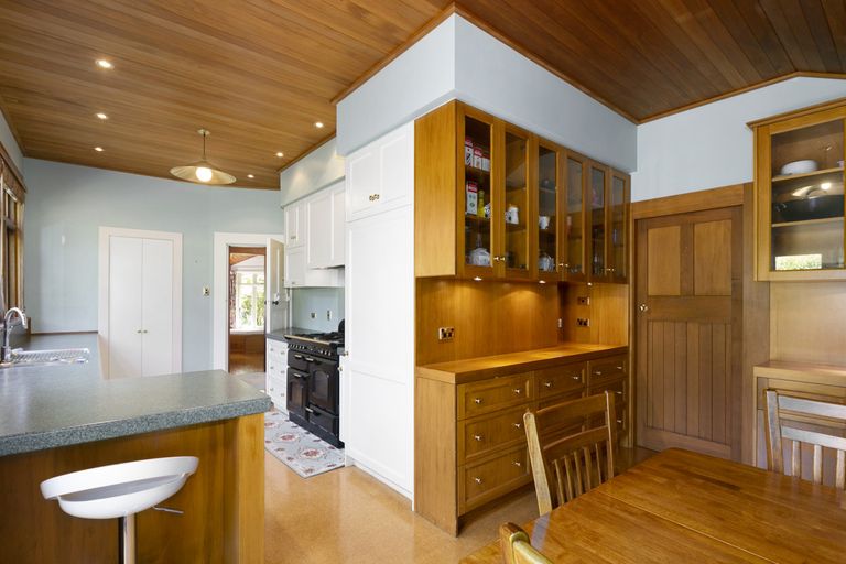 Photo of property in 5 Three Mile Hill Road, Halfway Bush, Dunedin, 9010