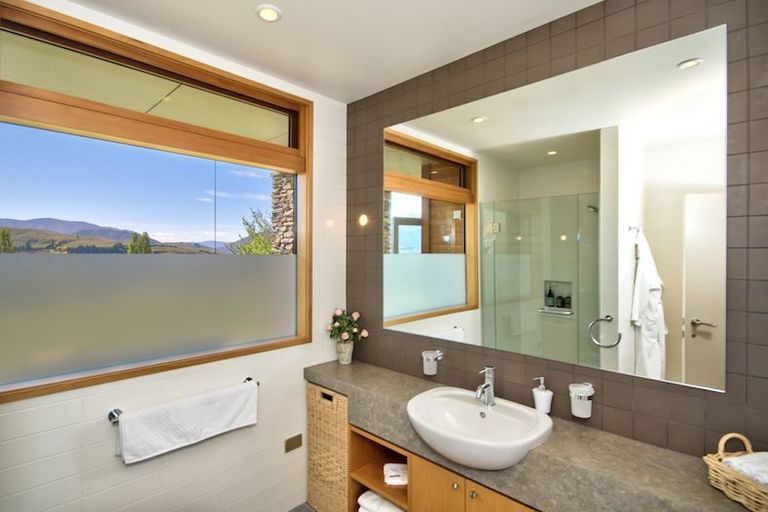 Photo of property in 16 Beechwood Lane, Lower Shotover, Queenstown, 9371