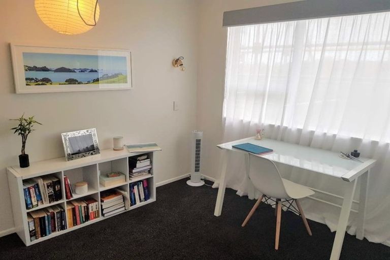Photo of property in 3 Kipling Drive, Whalers Gate, New Plymouth, 4310