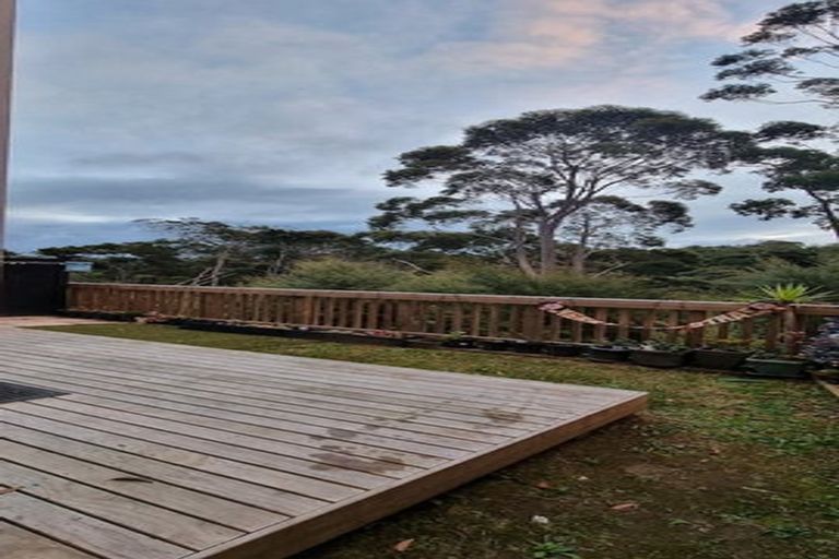 Photo of property in 19 Kaimai Avenue, Massey, Auckland, 0614