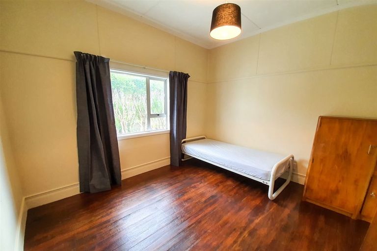 Photo of property in 18 Parsonage Road, Waimate, 7924