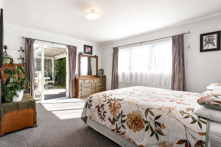 Photo of property in 125 Park Avenue, Whangamata, 3620