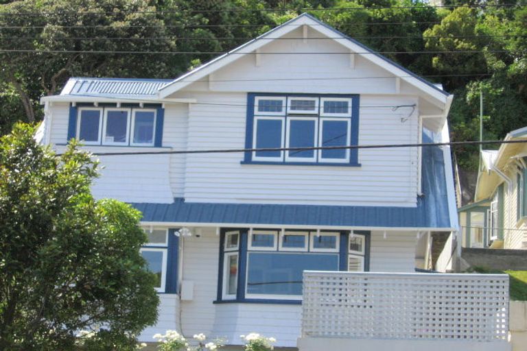 Photo of property in 17 Rimu Road, Kelburn, Wellington, 6012