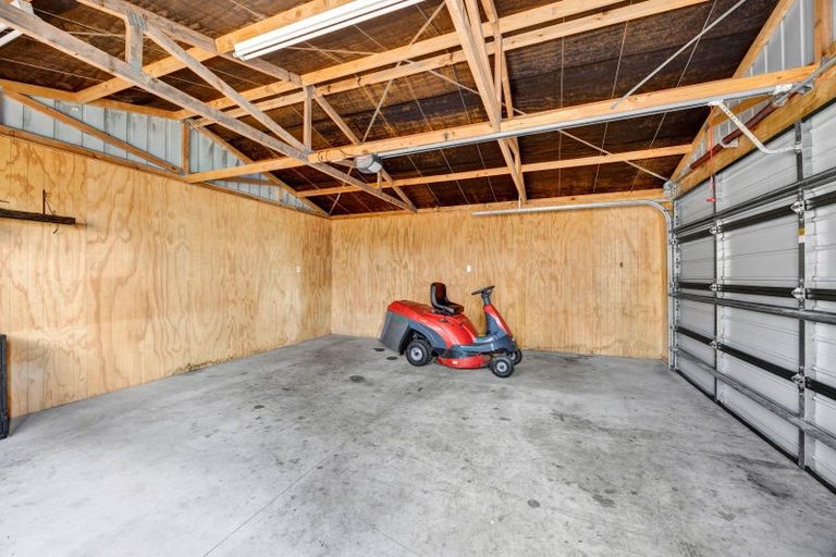 Photo of property in 14 Pohutukawa Drive, Opunake, 4616