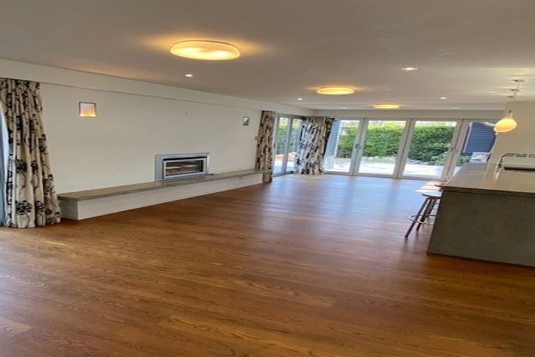 Photo of property in 33 Hastings Parade, Devonport, Auckland, 0624