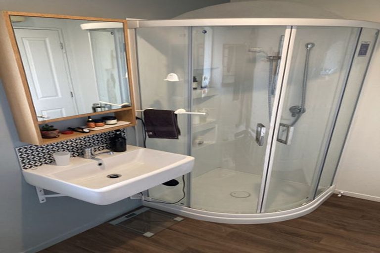 Photo of property in 43a Richards Avenue, Papanui, Christchurch, 8053