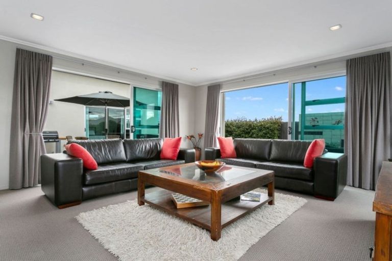 Photo of property in 31 Norfolk Drive, Cambridge, 3434