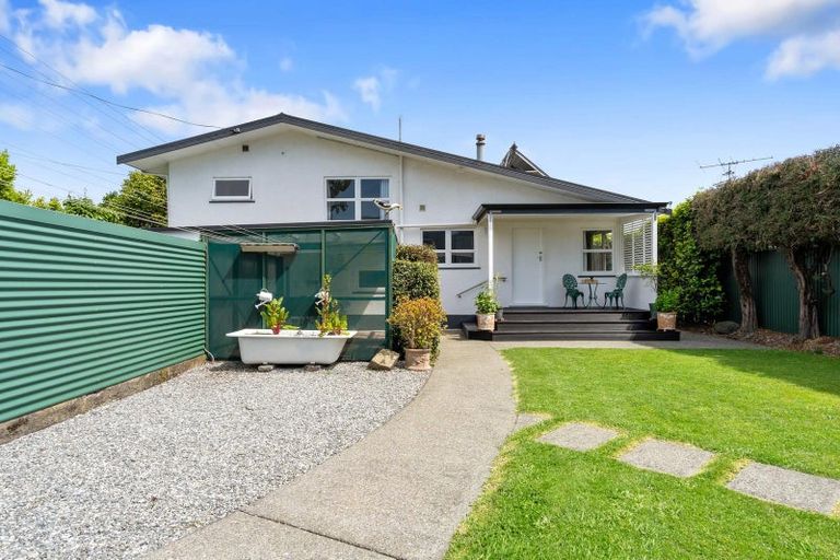 Photo of property in 2 Devon Street, Stoke, Nelson, 7011