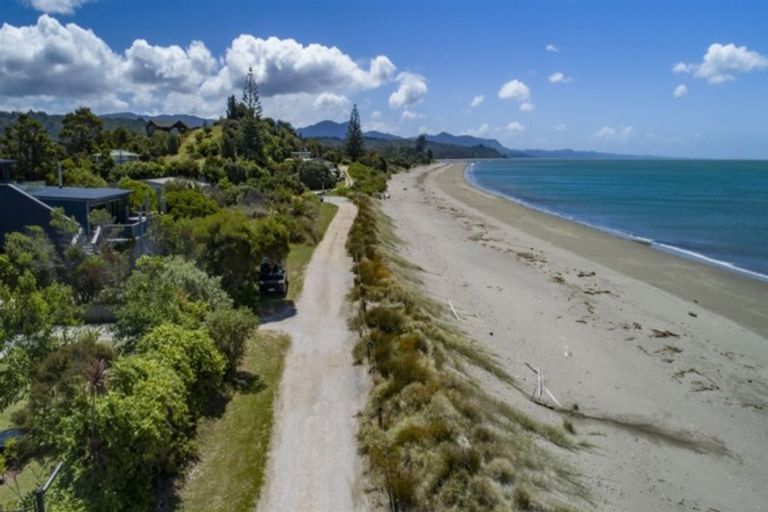 Photo of property in 10 Parapara Esplanade, Parapara, Takaka, 7182