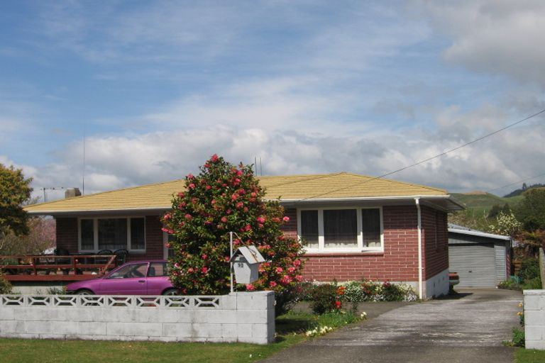Photo of property in 10 Garrick Place, Pukehangi, Rotorua, 3015