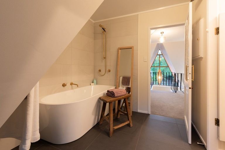 Photo of property in 12 Moana Avenue, Paihia, 0200