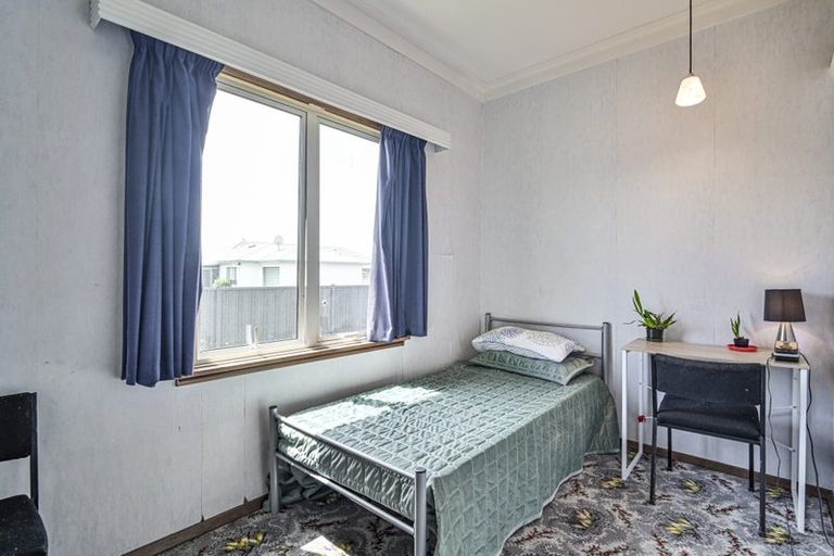 Photo of property in 216 Grove Road, Mayfair, Hastings, 4122