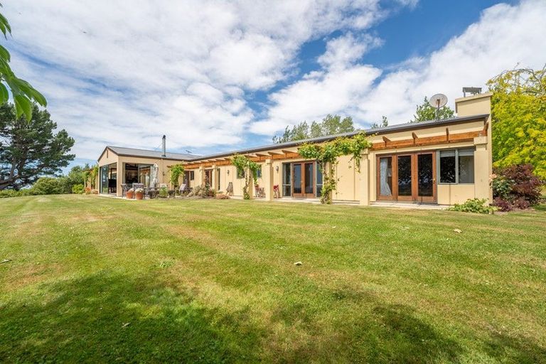 Photo of property in 32 Gladstone Road, Hadlow, Timaru, 7974