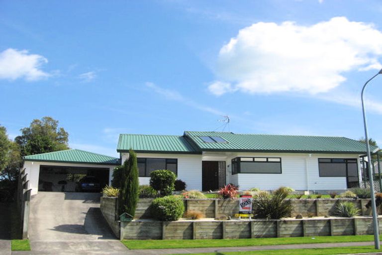 Photo of property in 5 Maple Crescent, Whalers Gate, New Plymouth, 4310