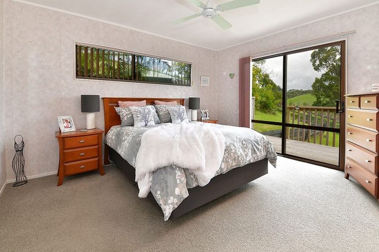 Photo of property in 220 Anderson Road, Helensville, 0875