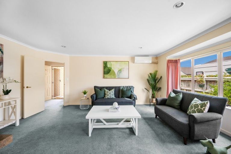 Photo of property in 9/212 Grove Road, Mayfair, Hastings, 4122