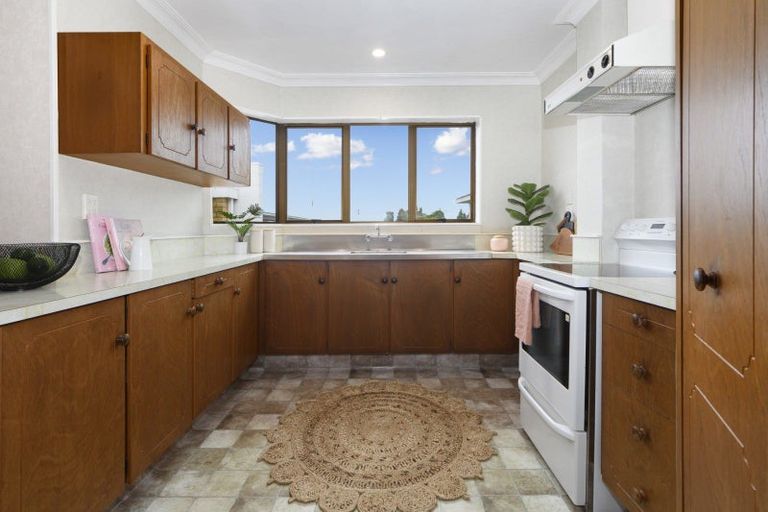 Photo of property in 18a Laing Place, Otumoetai, Tauranga, 3110