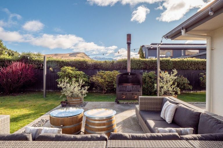 Photo of property in 38 Erskine Street, Lake Hayes, Queenstown, 9304