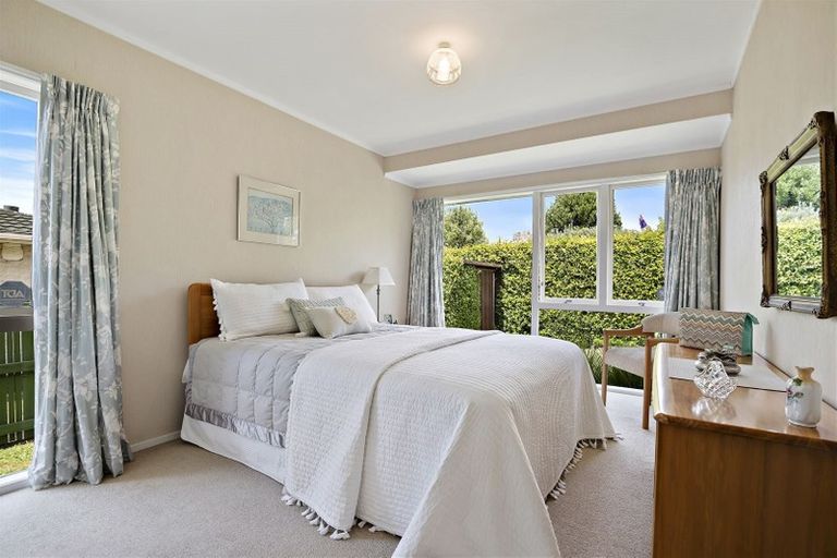 Photo of property in 8a Levaut Place, Half Moon Bay, Auckland, 2012