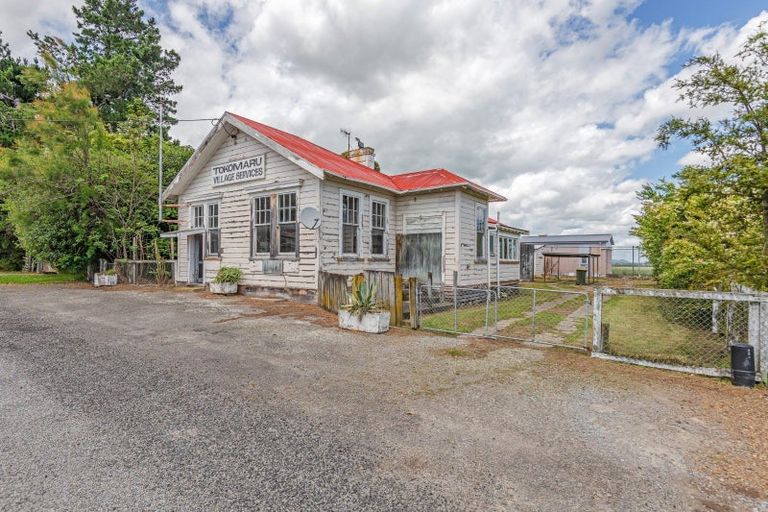 Photo of property in 27 Tokomaru Road, Tokomaru, Palmerston North, 4474