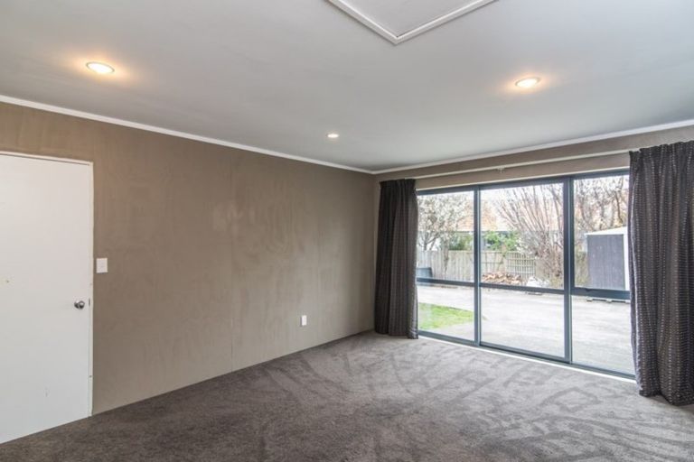 Photo of property in 18 Realm Drive, Paraparaumu, 5032