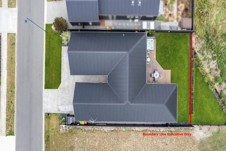 Photo of property in 55 Te Hurunui Drive, Pegasus, 7612