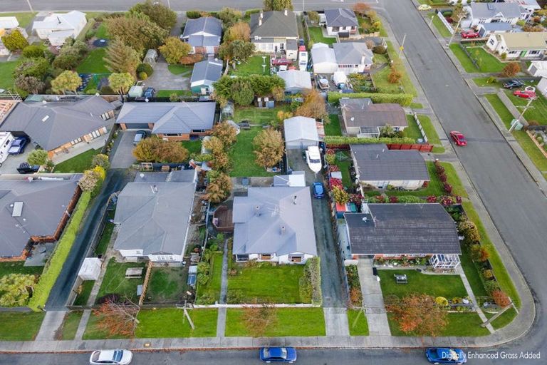 Photo of property in 61 Charles Street, Grasmere, Invercargill, 9810