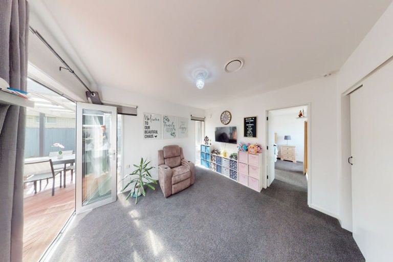 Photo of property in 30 Terry Crescent, Milson, Palmerston North, 4414