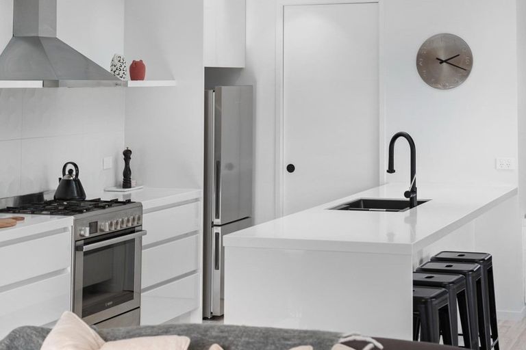 Photo of property in 7 Kerrera Lane, Jacks Point, Queenstown, 9371